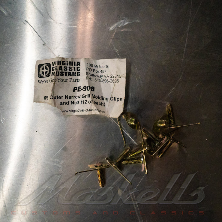 Assorted mustang fixtures