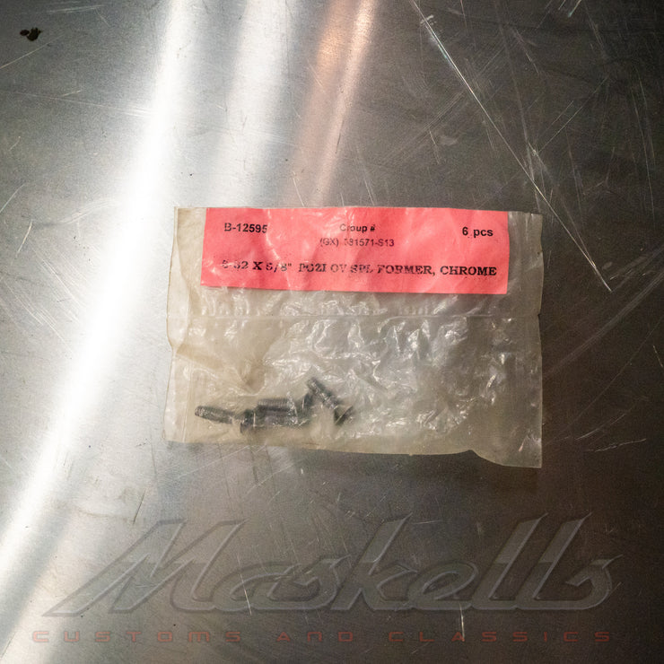Assorted mustang fixtures