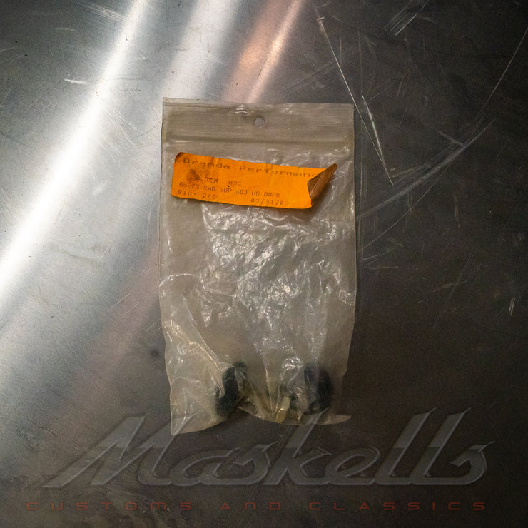 Assorted mustang fixtures