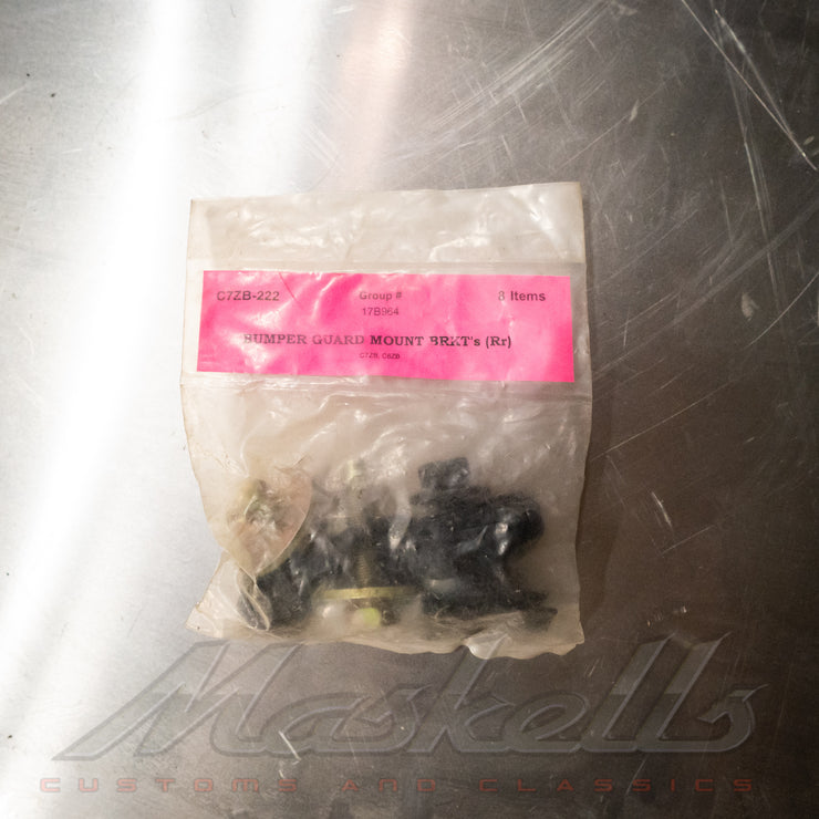 Assorted mustang fixtures